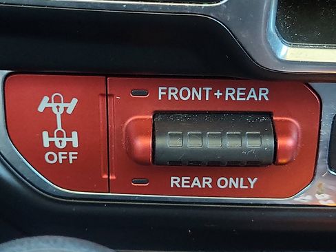 Used 2019 Jeep Wrangler Unlimited Rubicon image 16