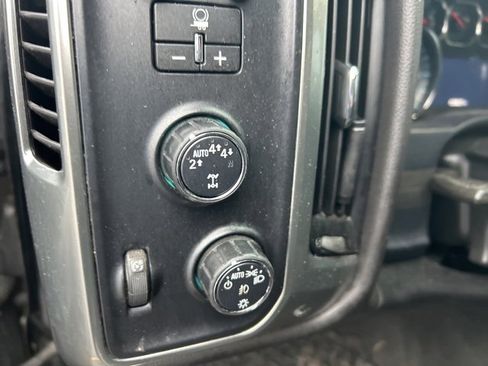 Used 2019 Chevrolet Silverado 1500 LT w/ All Star Edition image 12