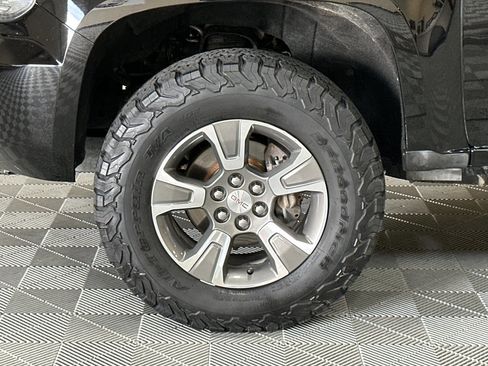 Used 2015 GMC Canyon SLT w/ Driver Alert Package image 43