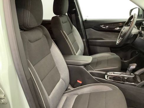 Used 2025 Chevrolet TrailBlazer LT w/ Convenience Package FWD image 27