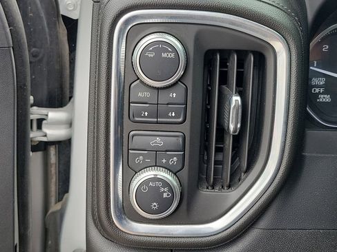 Used 2021 GMC Sierra 1500 SLE w/ X31 Off-Road Package AWD/4WD image 29