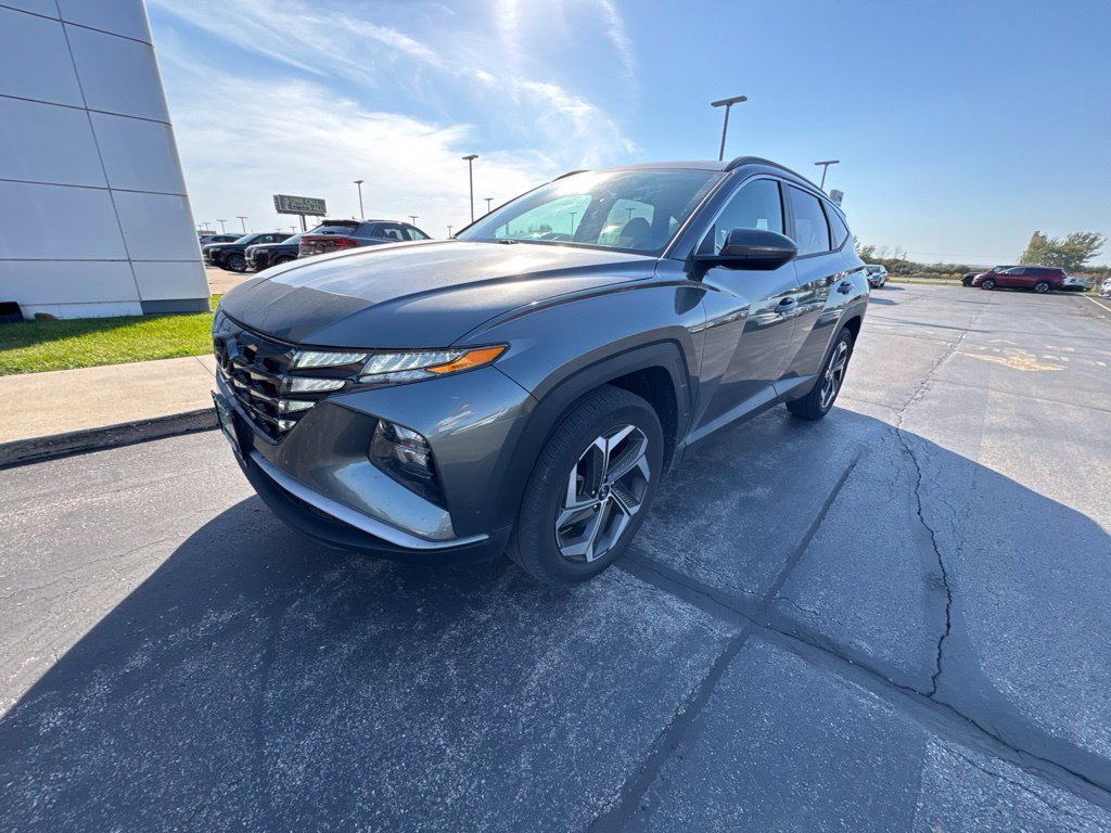 Used 2022 Hyundai Tucson SEL w/ Convenience + Premium Package AWD/4WD image 4