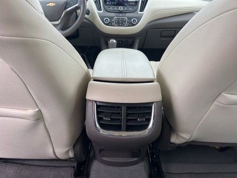 Used 2019 Chevrolet Malibu LT w/ Leather Package image 17