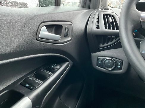 Used 2016 Ford Transit Connect XLT image 24