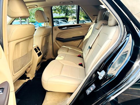 Used 2012 Mercedes-Benz ML 350 4MATIC image 16