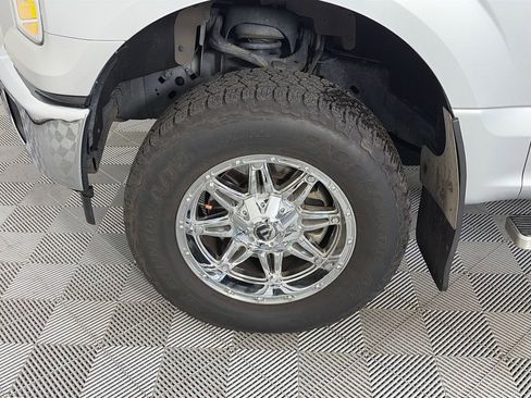 Used 2017 Ford F150 XLT AWD/4WD image 8