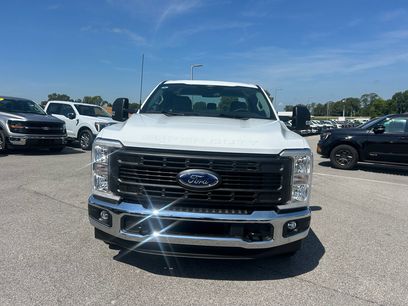 New 2025 Ford F350 XL w/ XL Chrome Package