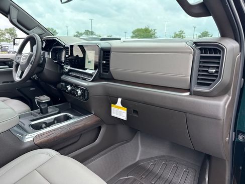 New 2026 GMC Sierra 1500 SLT w/ SLT Premium Package AWD/4WD image 40