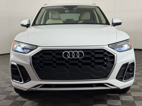 Used 2023 Audi Q5 2.0T Premium w/ Convenience Package AWD/4WD image 6