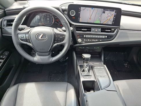 Used 2022 Lexus ES 250 w/ Premium Package AWD/4WD image 22