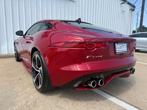 Used 2016 Jaguar F-TYPE R AWD/4WD image 4
