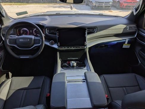 New 2026 Jeep Grand Wagoneer Limited image 17