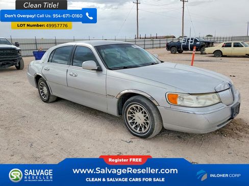 Used 2000 Lincoln Town Car Signature image 5