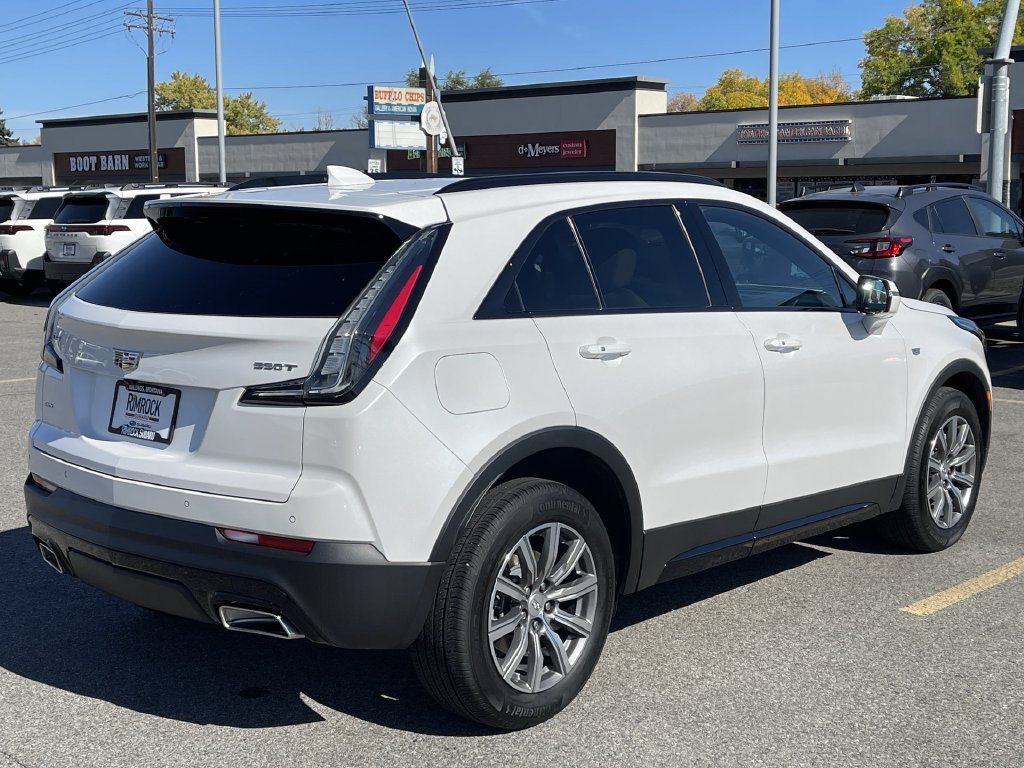 Used 2022 Cadillac XT4 Sport AWD/4WD image 10