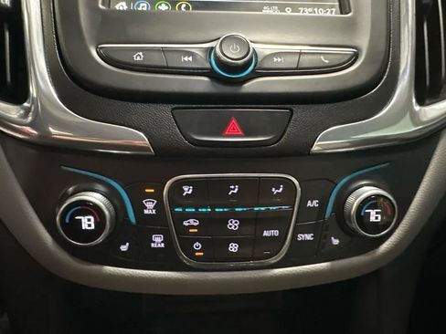 Used 2019 Chevrolet Equinox LT AWD/4WD image 53