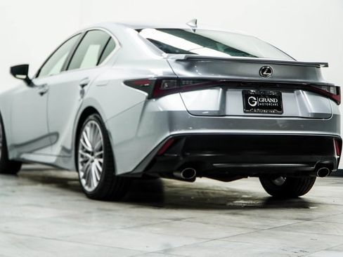 Used 2022 Lexus IS 300 AWD w/ Premium Package image 7