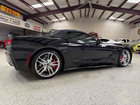 Used 2014 Chevrolet Corvette Stingray Convertible w/ 3LT Preferred Equipment Group RWD image 8