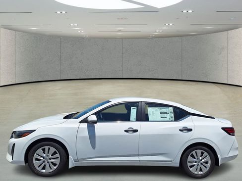 New 2025 Nissan Sentra S image 2