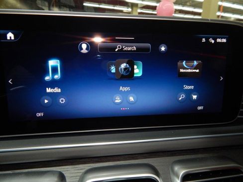 Used 2024 Mercedes-Benz GLE 53 AMG 4MATIC Coupe image 30