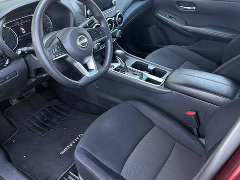 Used 2024 Nissan Sentra SV FWD image 5