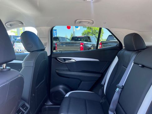Certified 2025 Buick Envision Sport Touring AWD/4WD image 28