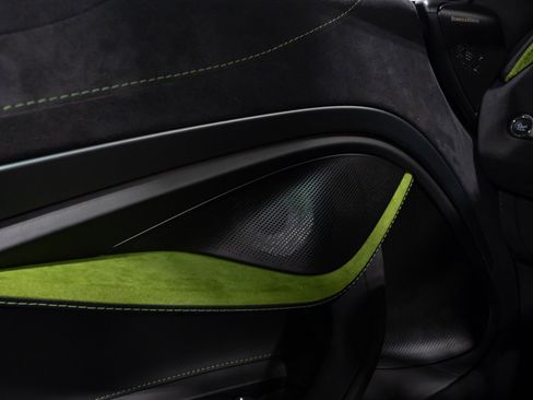 Used 2025 McLaren 750S Spider image 44