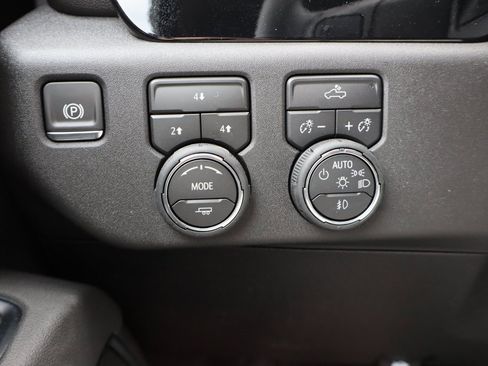 New 2026 Chevrolet Silverado 3500 LT image 14