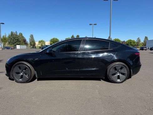 Used 2021 Tesla Model 3 Standard Range Plus RWD image 4