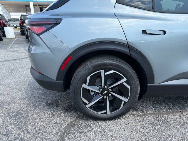 New 2026 Chevrolet Equinox EV LT FWD image 13
