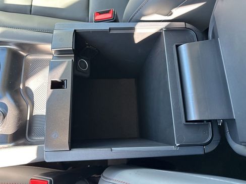 New 2026 Ford Explorer Active w/ Active Comfort Package image 31