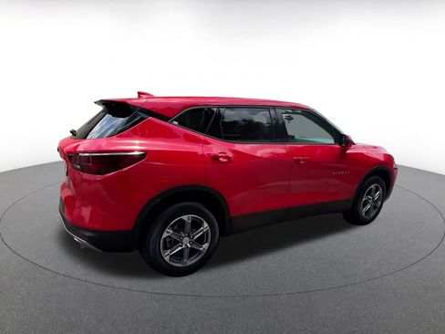 Used 2026 Chevrolet Blazer LT FWD image 11
