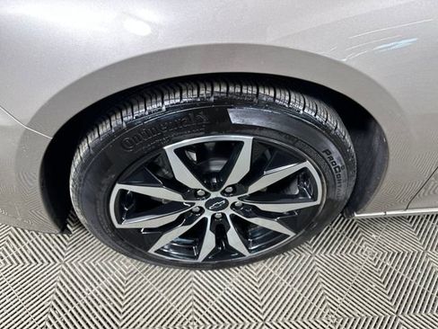 Used 2025 Chevrolet Malibu RS image 10