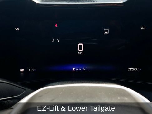 Used 2024 Chevrolet Colorado LT w/ LT Convenience Package RWD image 15