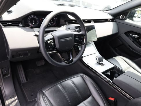 Used 2024 Land Rover Range Rover Evoque S AWD/4WD image 15