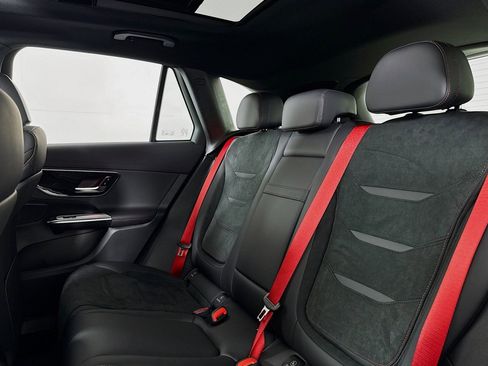 New 2026 Mercedes-Benz GLC 43 AMG 4MATIC image 7