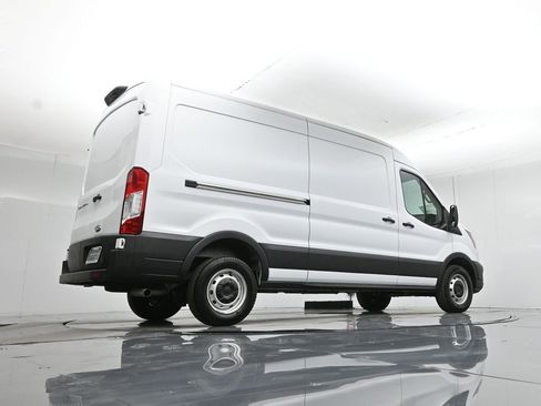 New 2025 Ford Transit 250 148 Medium Roof image 42