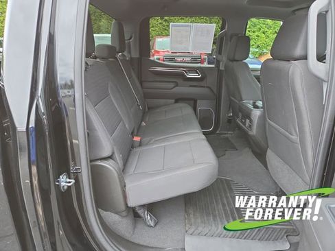 Used 2022 Chevrolet Silverado 1500 LT AWD/4WD image 16