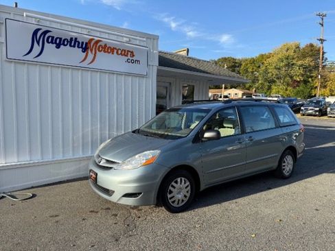 Used 2007 Toyota Sienna CE image 15