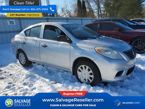 Used 2013 Nissan Versa S Plus image 5