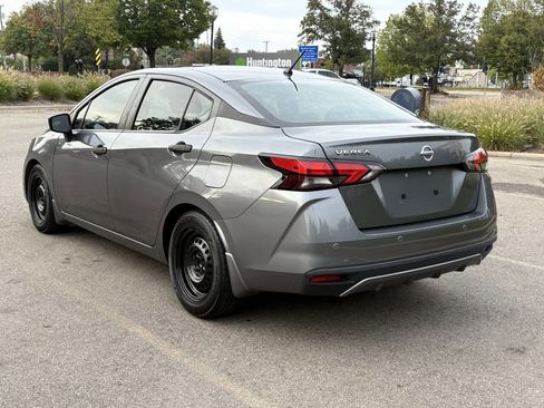 Used 2020 Nissan Versa S image 12