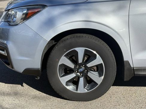 Used 2017 Subaru Forester 2.5i Limited image 10