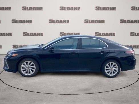 Used 2024 Toyota Camry LE image 2