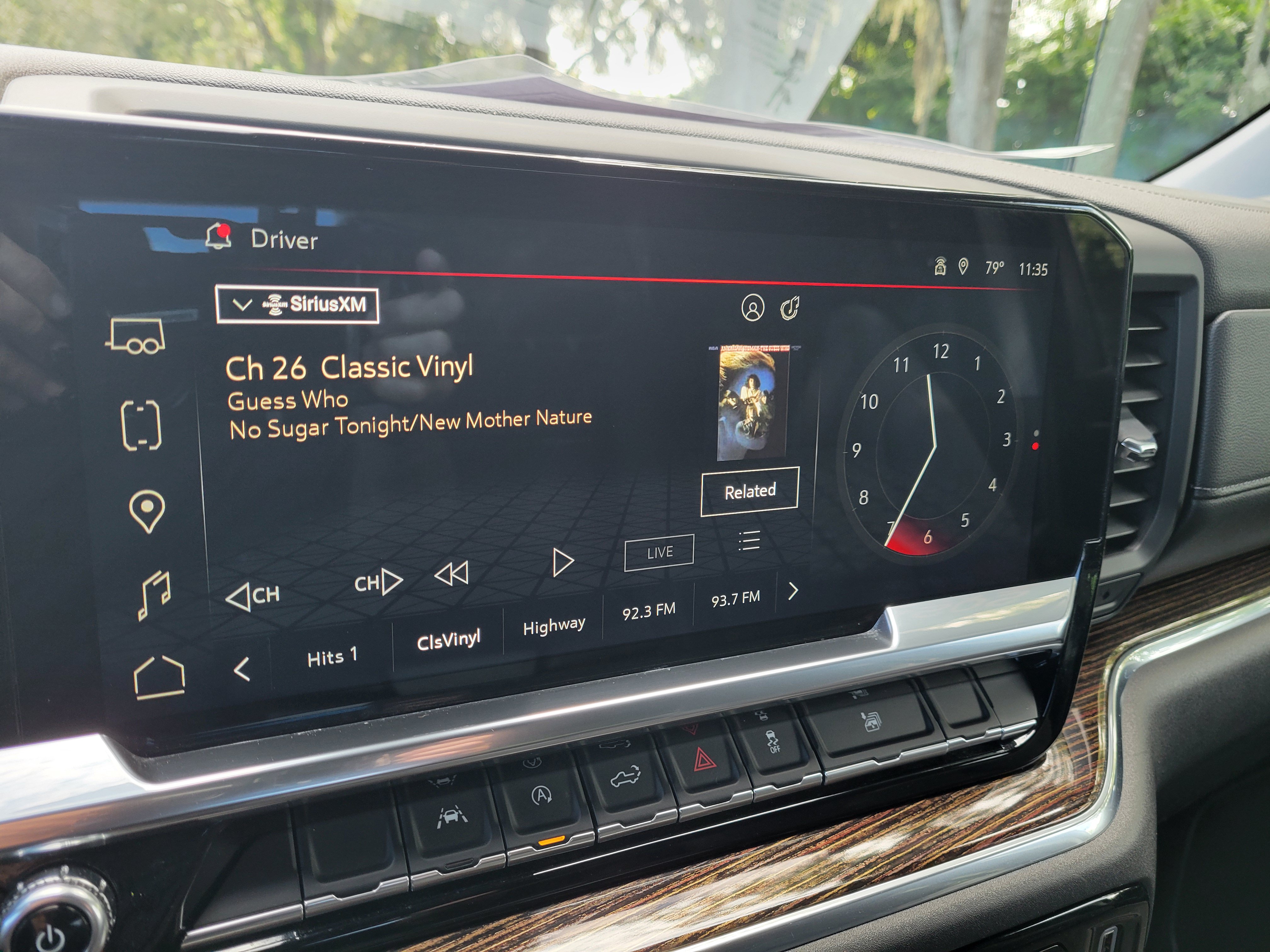 Certified 2024 GMC Sierra 1500 Elevation w/ LPO, Elevation Black Package AWD/4WD image 23
