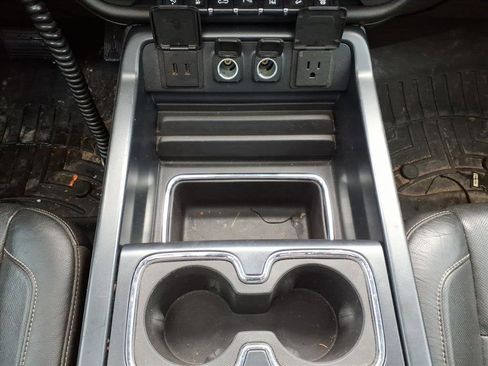 Used 2017 Chevrolet Silverado 2500 LTZ image 17