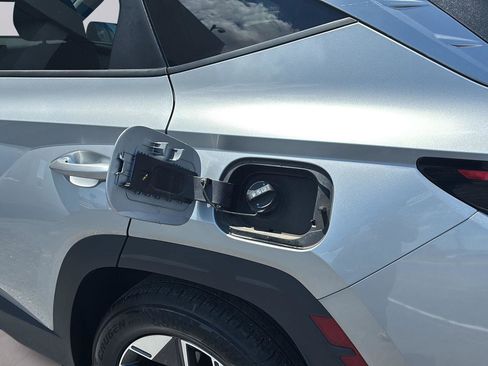Used 2025 Hyundai Tucson SEL FWD image 26