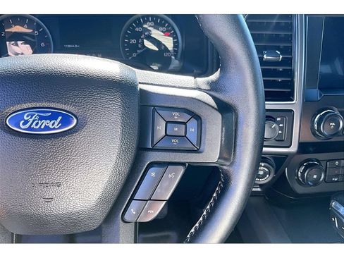 Used 2019 Ford F150 XLT w/ Equipment Group 302A Luxury AWD/4WD image 13