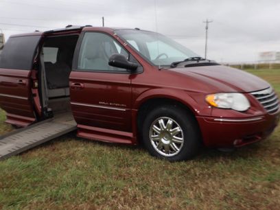 Used 2007 Chrysler Town & Country Limited