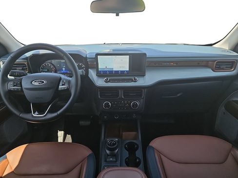 Used 2024 Ford Maverick Lariat w/ FX4 Off-Road Package AWD/4WD image 9
