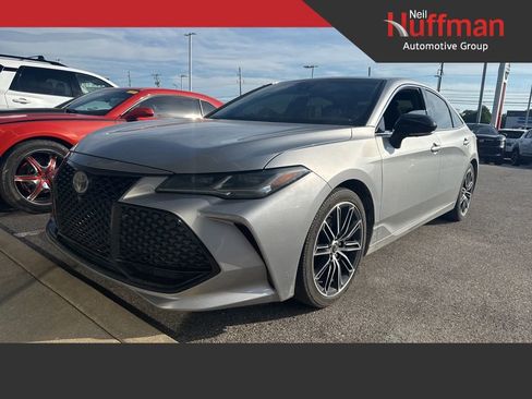 Used 2019 Toyota Avalon Touring w/ Advanced Safety Package FWD image 1