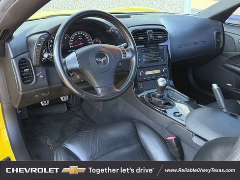 Used 2008 Chevrolet Corvette Coupe w/ Preferred Equipment Group RWD image 11
